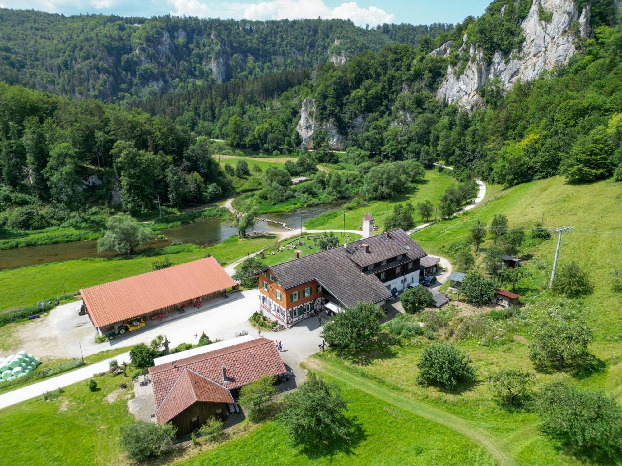 Gasthaus Jaegerhaus Fridingen an der Donau ภายนอก รูปภาพ